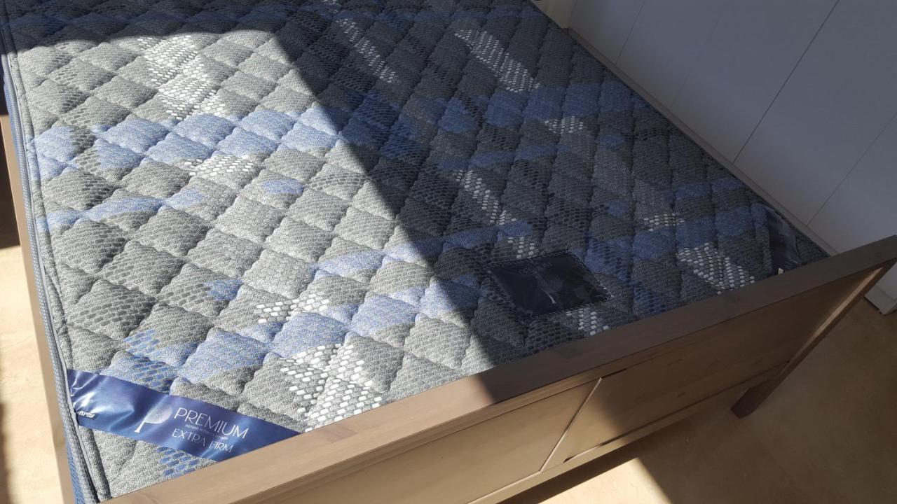 Room Near Sheba Medical Center, And Bar Ilan, And Tlv Airport Qiryat Ono Exteriör bild